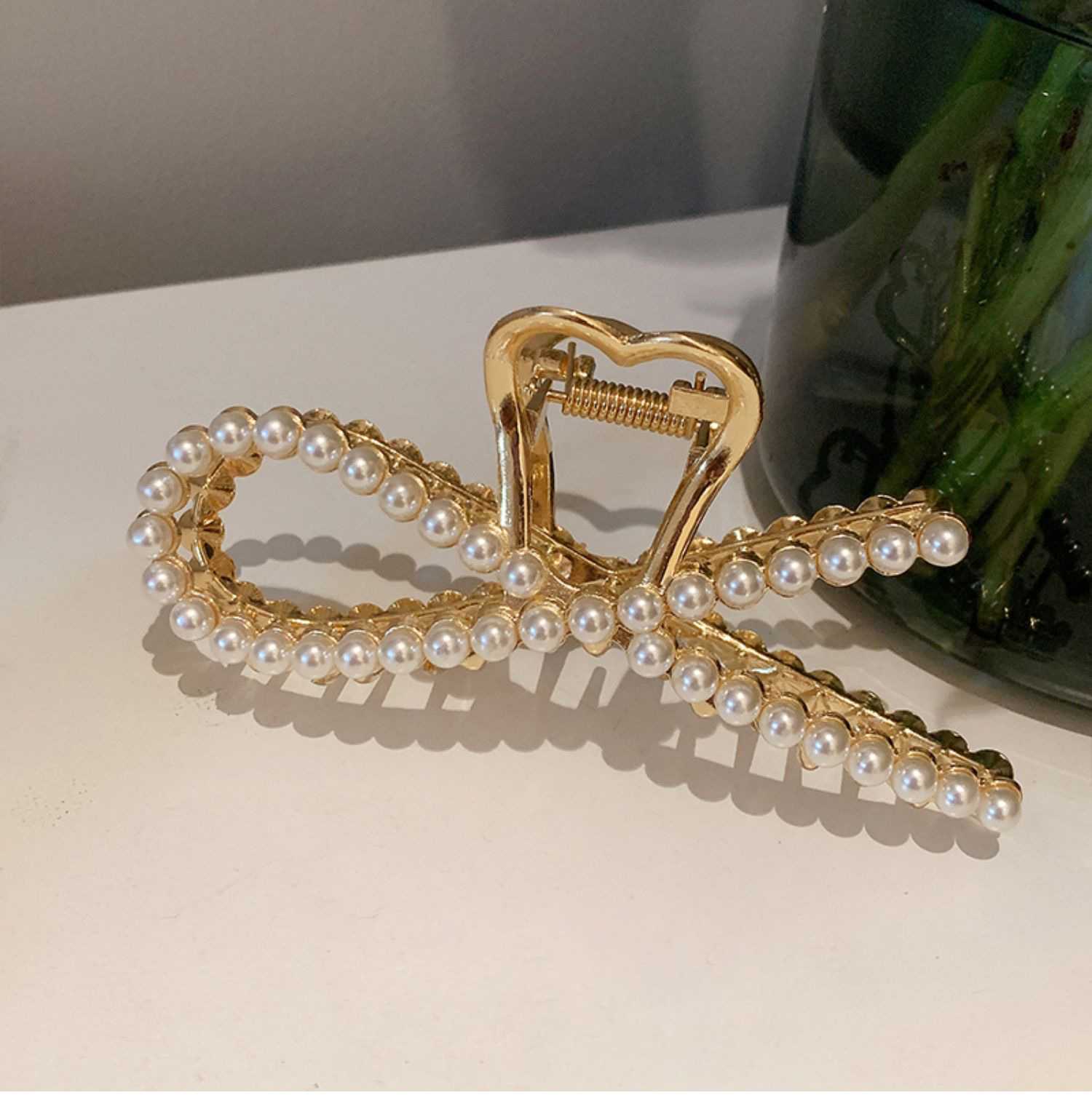 韩国新款珍珠发夹后脑勺女大号抓夹网红气质发卡抓发夹鲨鱼夹头饰详情4