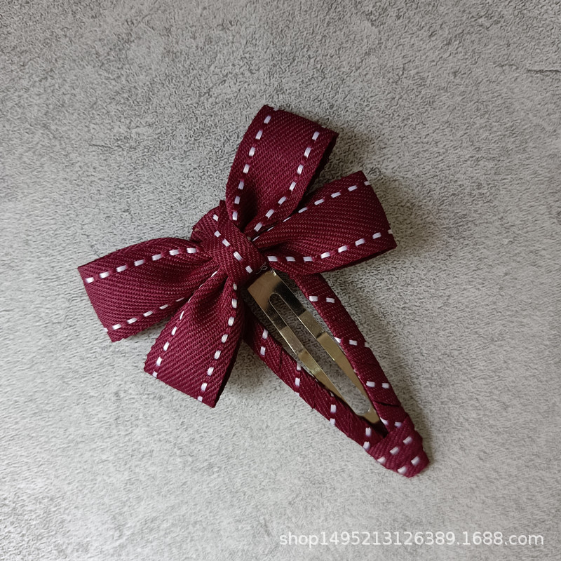 Korean-style simple, sweet and elegant adult girl with a purple-red bow on the side, BB clip, side bangs clip and broken hair clip pic 3