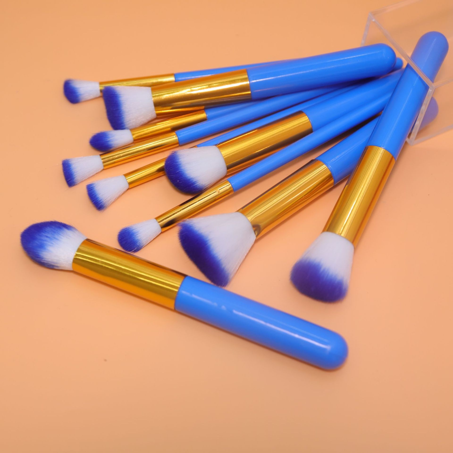 7支水晶柄化妆刷套装螺旋纹流沙美妆工具眼影刷唇刷厂家直销批发详情4