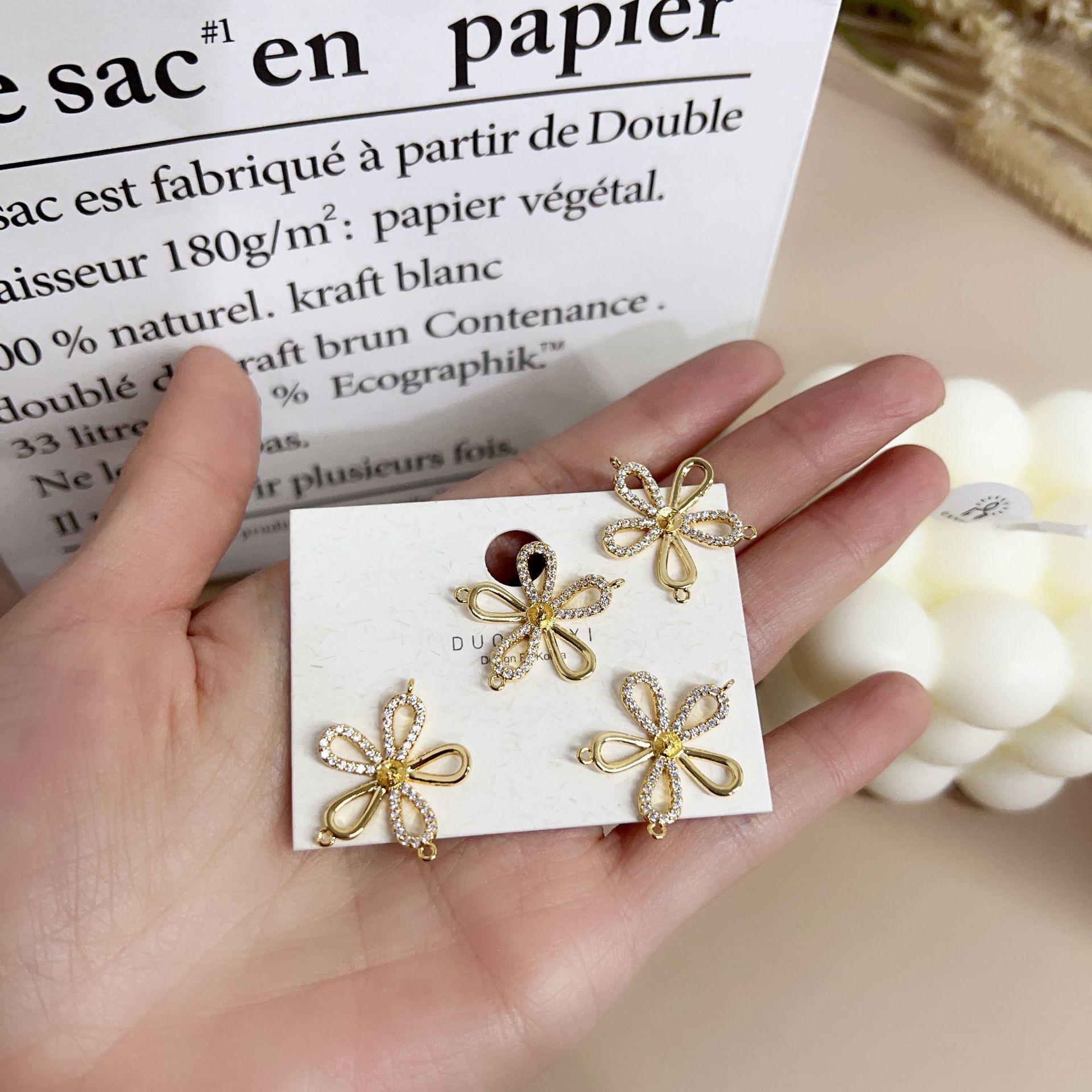 DIY hollowed-out small flower-inlaid zircon accessories, pearl empty stand multi-hanging accessories, bracelet, necklace jewelry accessories pic 7