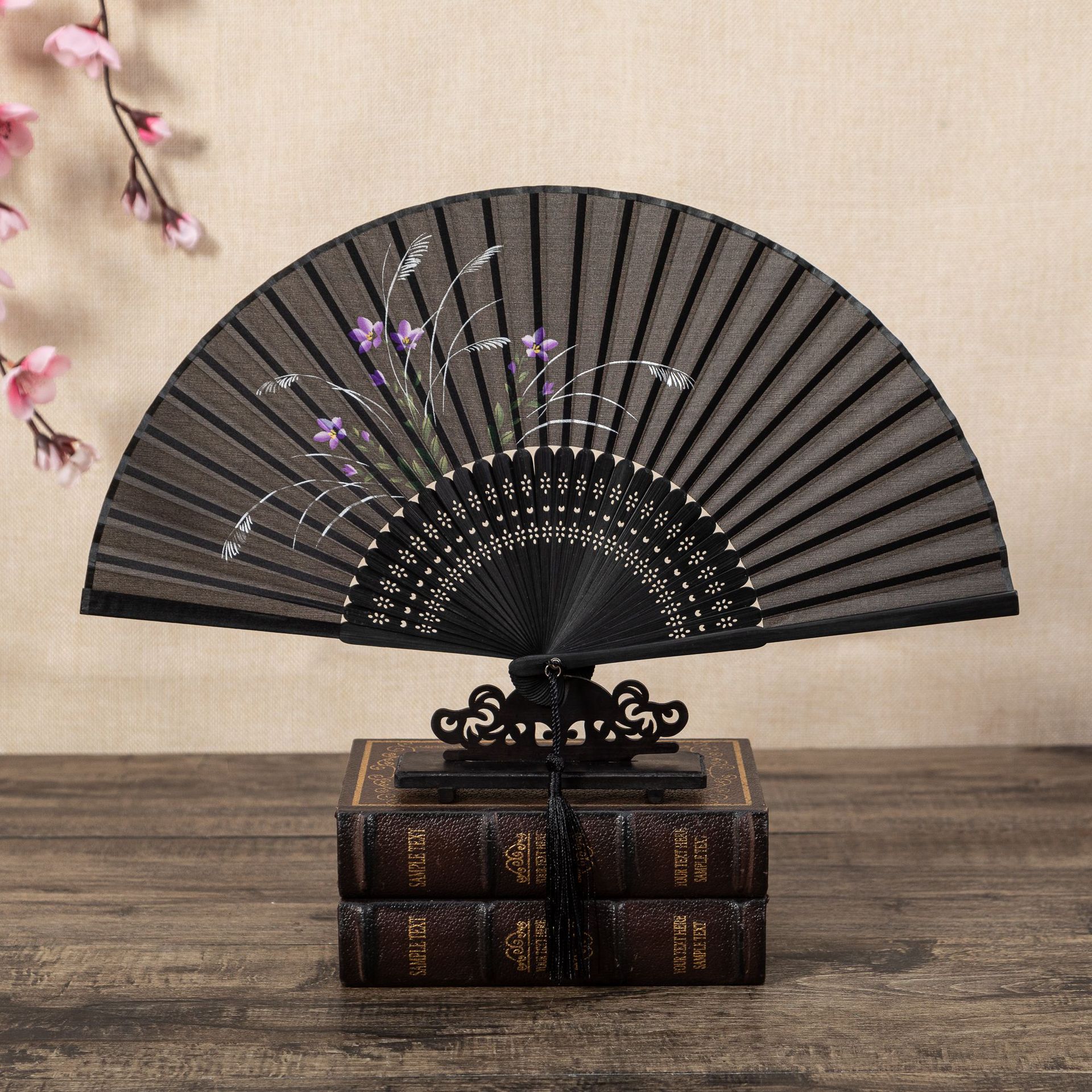 复古精品折扇  真丝扇子丝绸礼品折扇 高档古风舞蹈旗袍折扇批发详情7