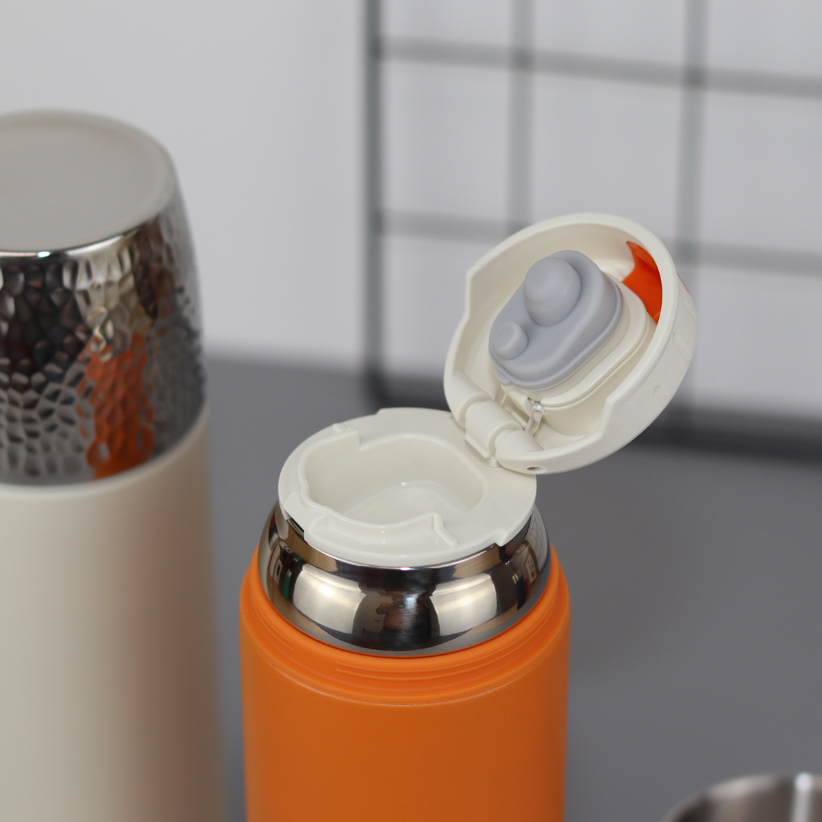 跨境内销礼品休闲焖茶保温杯锤纹钢盖水杯子弹头时尚ins学生水杯详情14