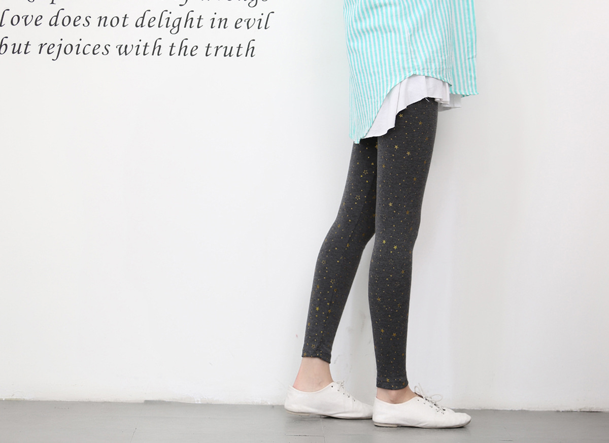 The new basic slimming style from Dongdaemun, South Korea, featuring star-studded nine-inch skinny leggings pic 30