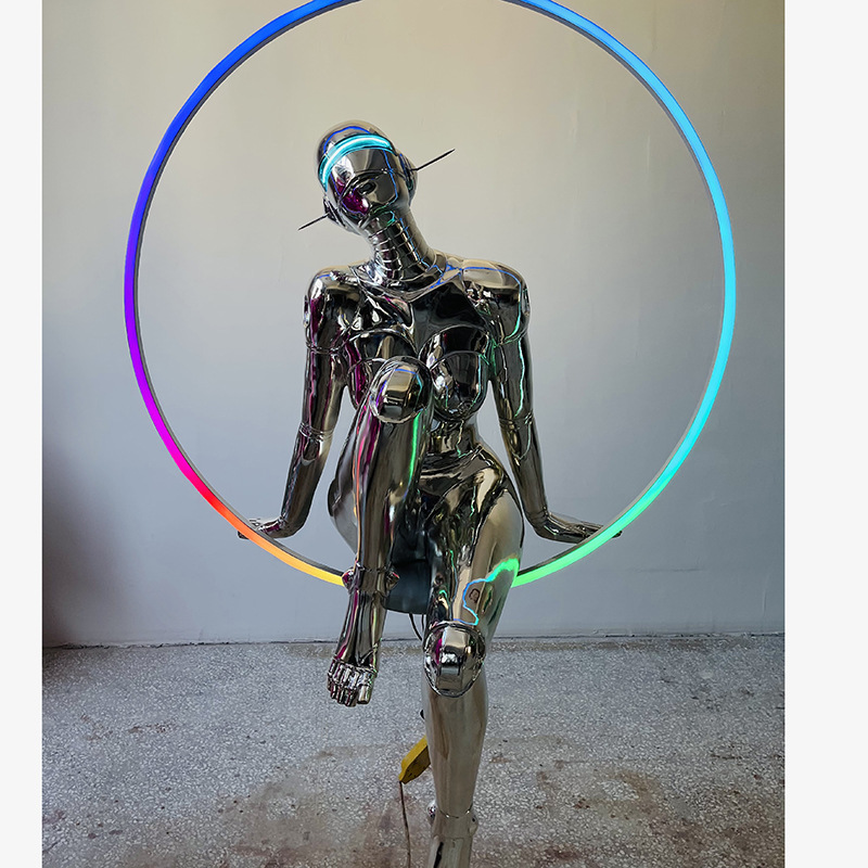 The electroplated Kongshanji light luxury living room floor-standing sculpture, the opening of the shopping mall, the moving-in gift, the craft display items, the trendy brand, and the decoration customers pic 3