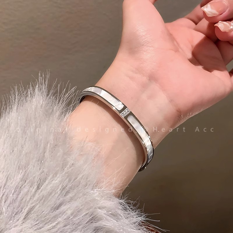 Silver titanium steel bracelet for women, high-end look, zircon plain ring bracelet, jewelry, silver bracelet, bracelet, string bracelet, new style pic 18