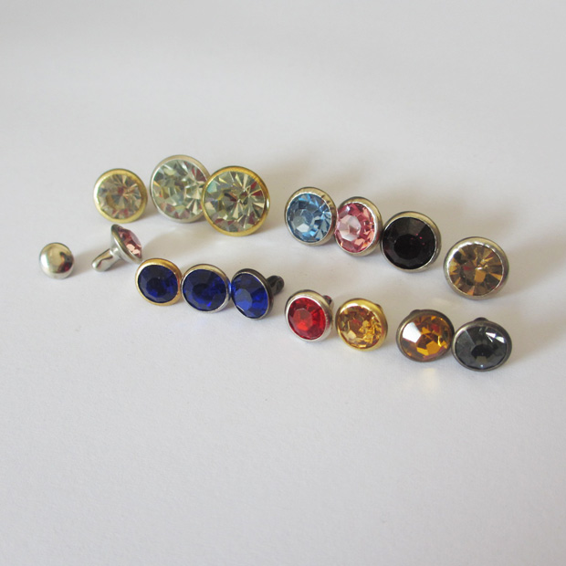 现货管钻撞钉DIY钻钉宠物脖套玻璃A钻皮带铆钉镶钻钮扣彩色详情7