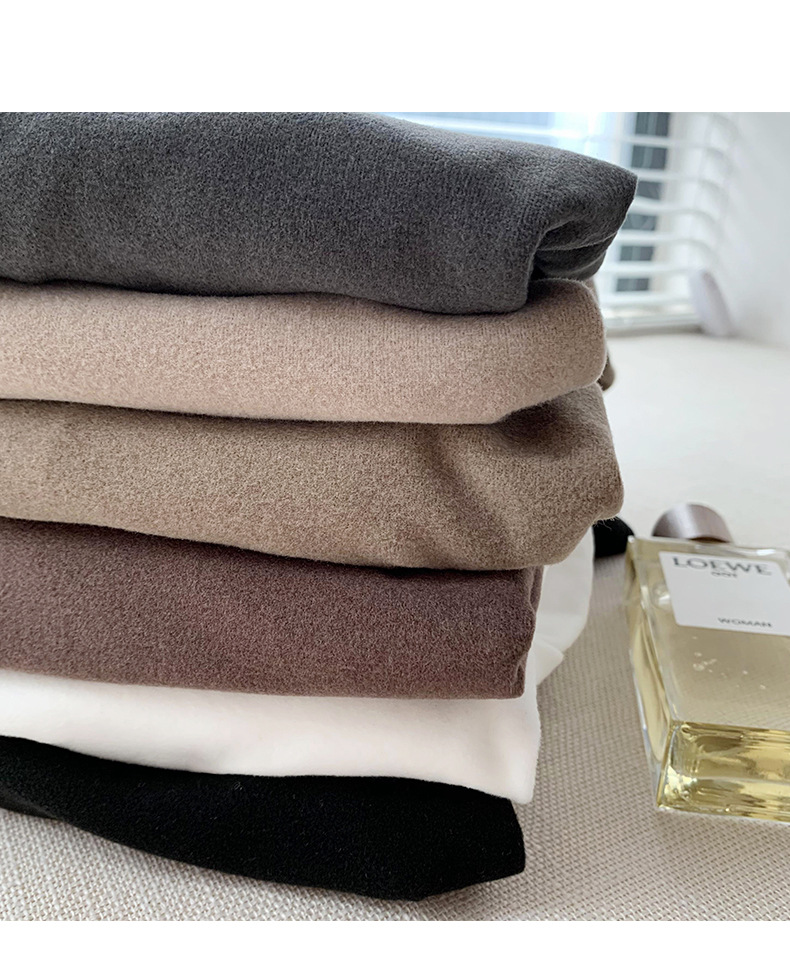 A German velvet semi-high-neck white base layer for women, paired with a stylish, thickened, brushed, and form-fitting mid-neck base layer for autumn and winter pic 6