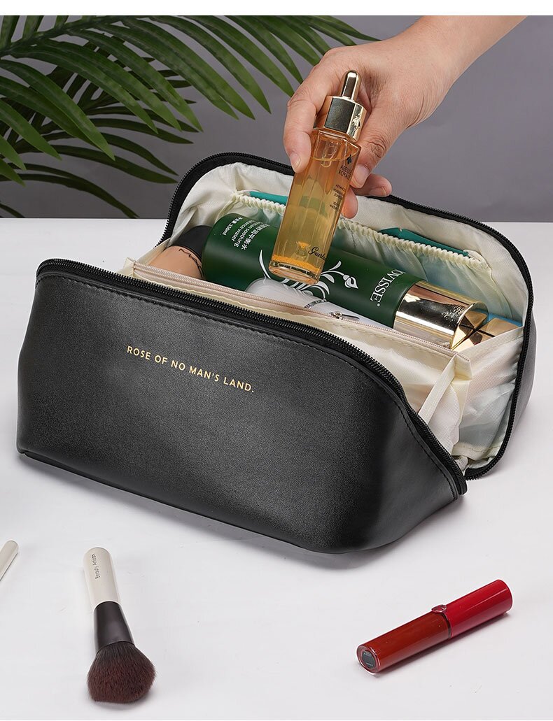 跨境高质量PU皮云朵枕头化妆包大容量手提化妆箱旅行洗漱包便携式详情11
