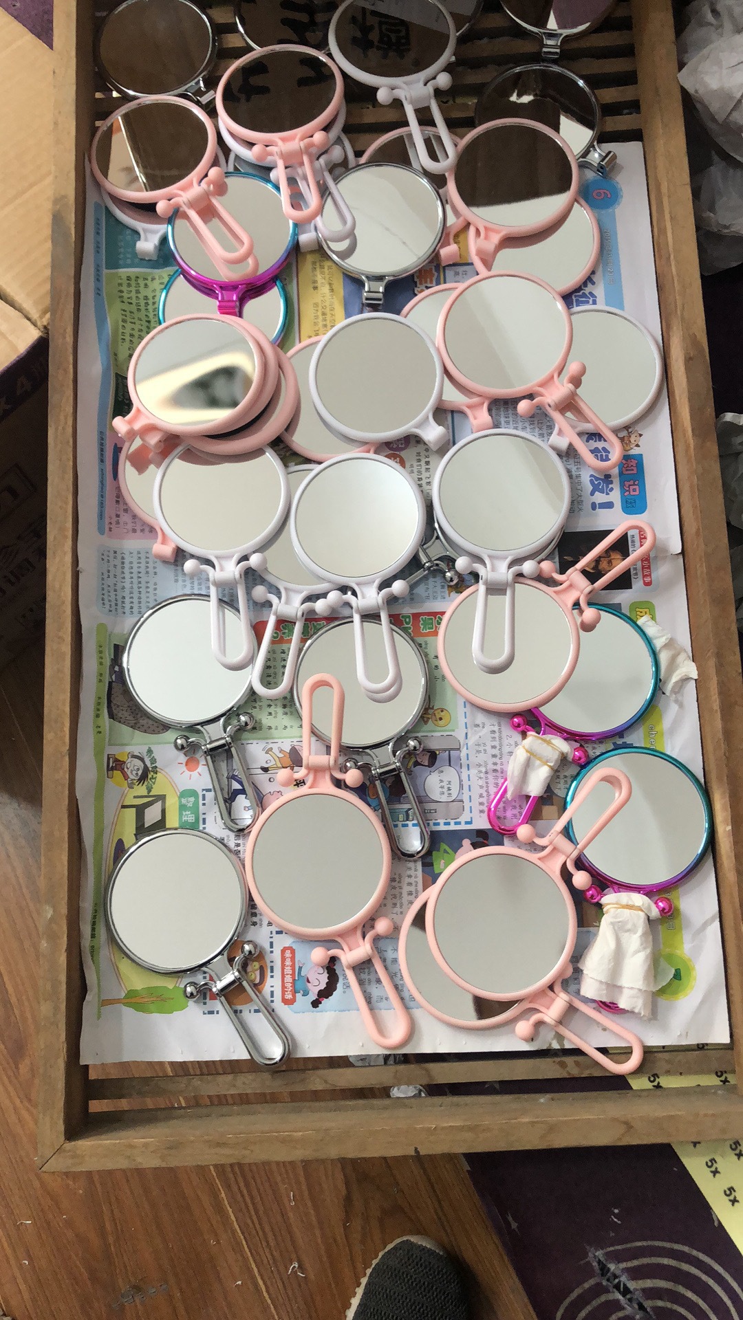 现货粉刺痘痘礼品小镜子 折叠包包圆镜化妆品店美容院赠品化妆镜详情30