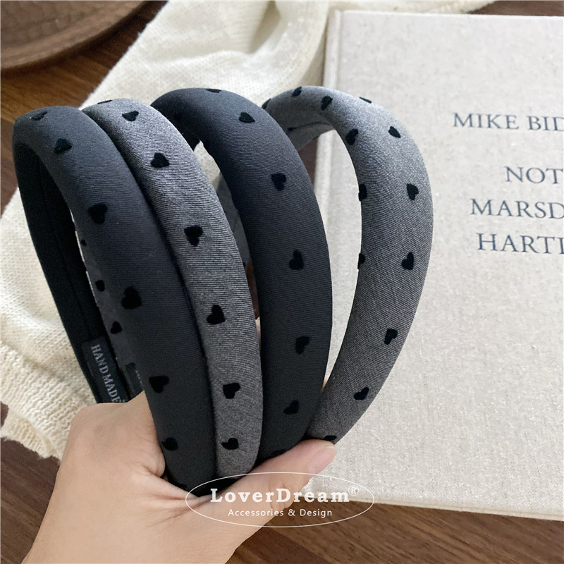 A new high-quality black polka dot heart-shaped bow headband from South Korea, sweet and fashionable headband, versatile hair accessory pic 29