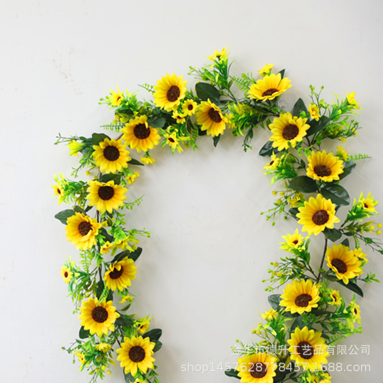 Desheng 2021 Cross-border E-commerce Amazon Bee Festival Spring Scenery Sunflower Rattan Home, Hotel Decoration Factory pic 3