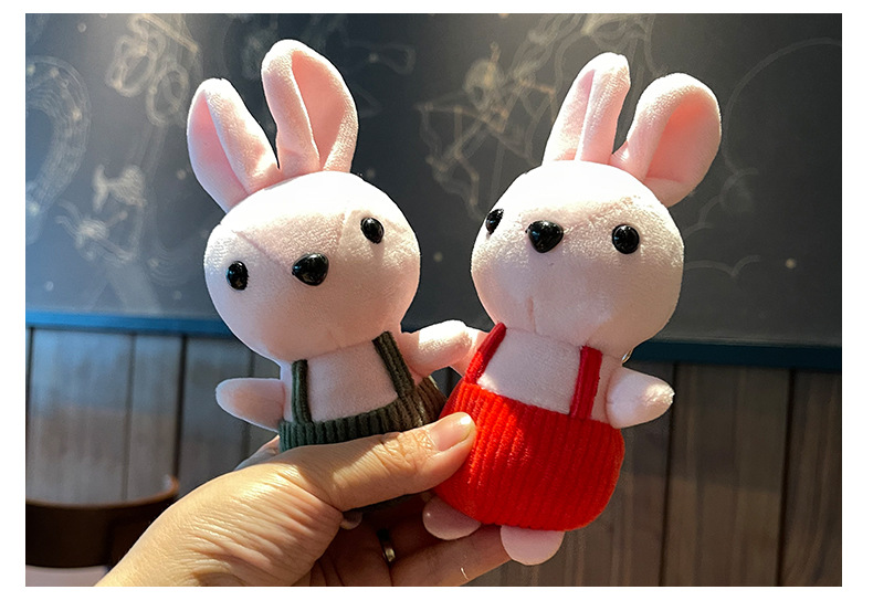 New Korean-style plush toy figurines with shoulder straps, cute rabbit pendants, keychains and schoolbag decorations are in stock pic 12