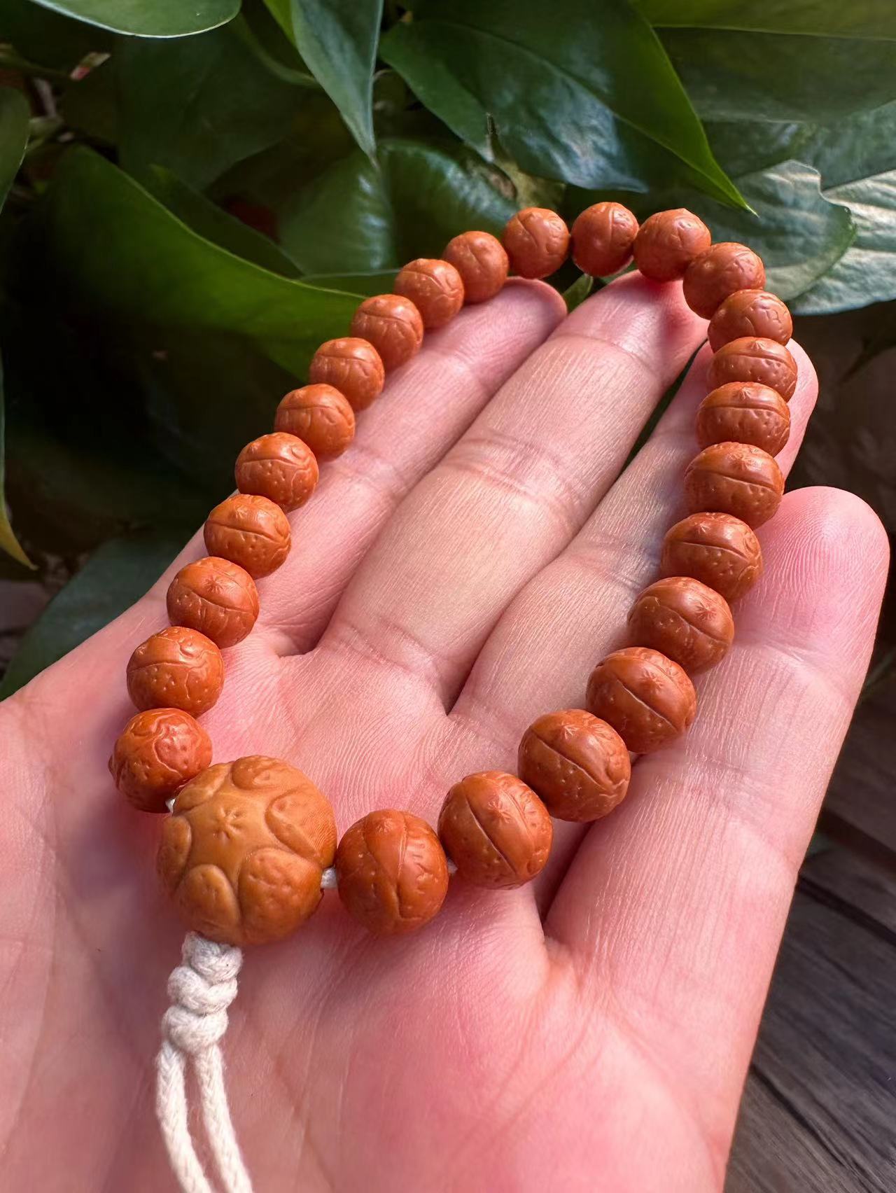 精品猴头菩提雕刻10mm凤眼手持珠鲨鱼背龙须虎爪老型桶珠京八棱财神大土豪猴头菩提子佛珠念珠盘玩手串文玩手链文玩手串详情27