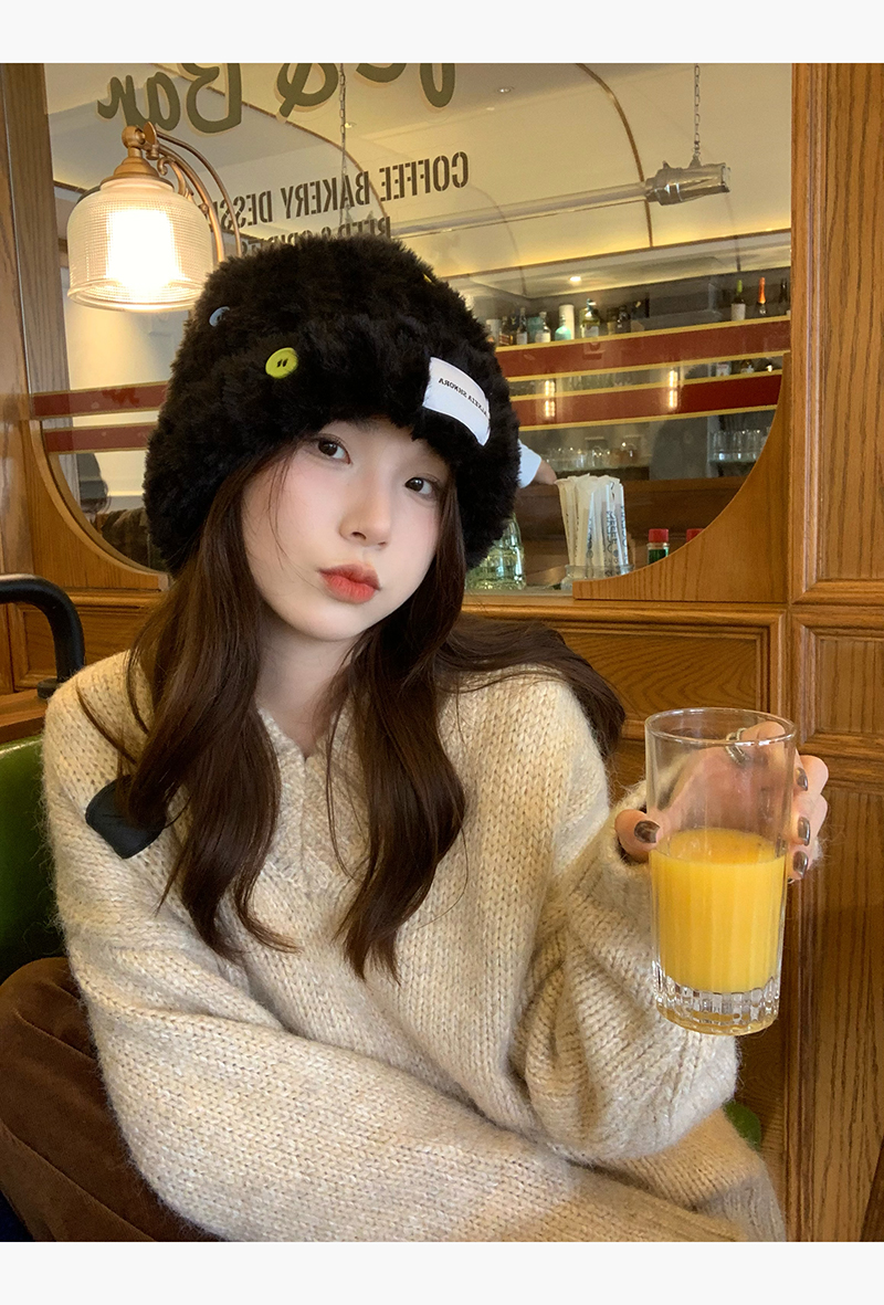 白鹿同款韩版纽扣仿皮草毛绒针织毛线帽女秋冬加厚保暖护耳渔夫帽详情14