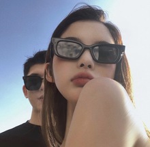 新款渐变果冻色太阳镜大框方形米钉街拍墨镜防紫外线遮阳镜百搭潮详情12