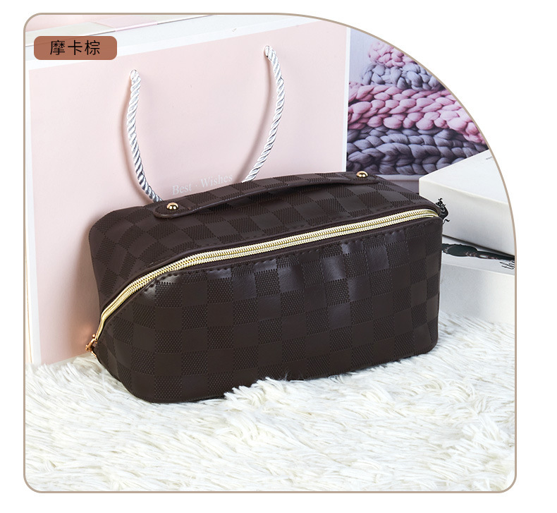 PU枕头化妆包女便携化妆品收纳包旅行大容量洗漱包收纳袋详情3
