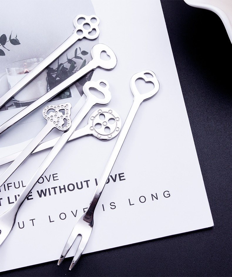 304不锈钢水果叉 创意甜品叉二齿水果签 礼品批发跨境供应 月饼叉详情2