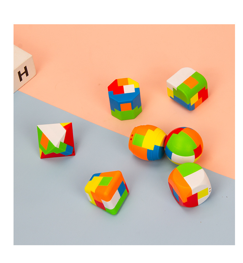 孔明锁鲁班锁全套儿童智力拼装24个解锁开学礼物塑料魔球益智玩具详情10