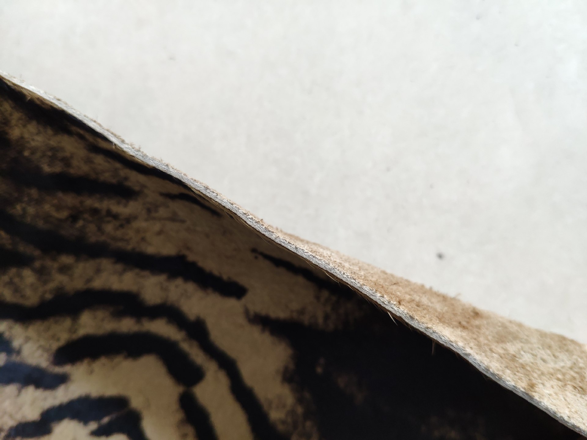 Yiwu Ha Niu leather, real horse hair, real cow hair, tiger skin texture and other colors and patterns, custom-made according to samples pic 4