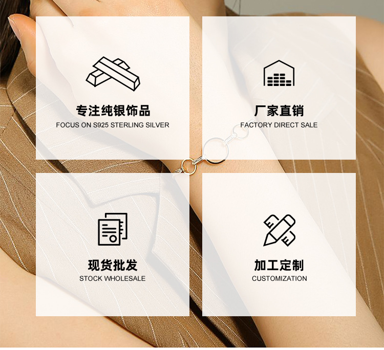 The new Korean version of the S925 silver diamond-encrusted four-leaf clover bracelet, featuring a simple and elegant style for women, is selling well pic 2