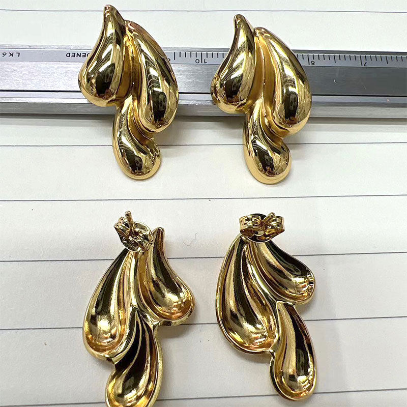 European and American cross-border fashion metal style geometric irregular copper-plated real gold three-drop earrings, niche and unique for women pic 3