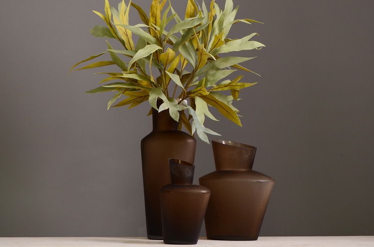 Dongli Flower Industry offers wholesale of artificial double-sided leaves, antler leaves, silver birch leaves, green plants, artificial green plants, indoor living room soft decoration, flower arrangement and matching materials pic 12