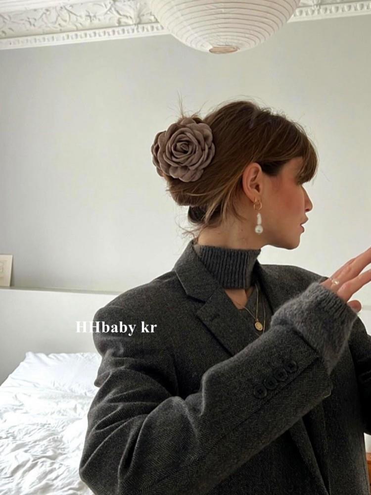 2024 New retro three-dimensional large flower French sandwich Romantic flower small fragrance sandwich Korean version versatile, elegant and anti-collision for women pic 14