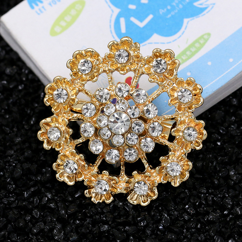 欧美时尚卡装小胸针 镶水钻合金胸花 手捧花服饰配件别针厂家批发详情16