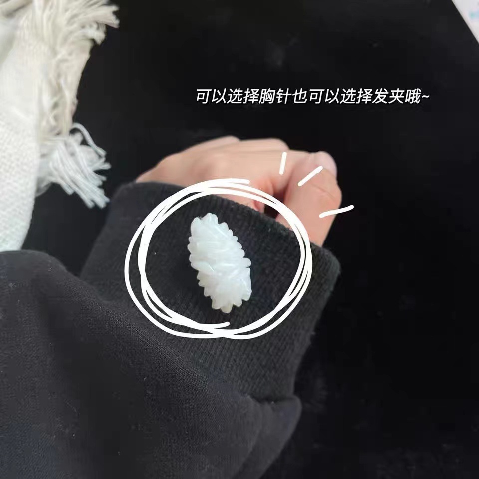 A great way to chat with rice grain hair clips: Foodie pins, creative simulation food, fun brooches, rice ball hair clips pic 5