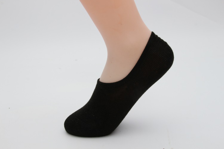 Primavera verano nuevo calcetines barco calcetines invisibles de boca rasa transpirable algodón simple calcetines para mujeres color sólido silicona antideslizante calcetines al por mayor pic 28