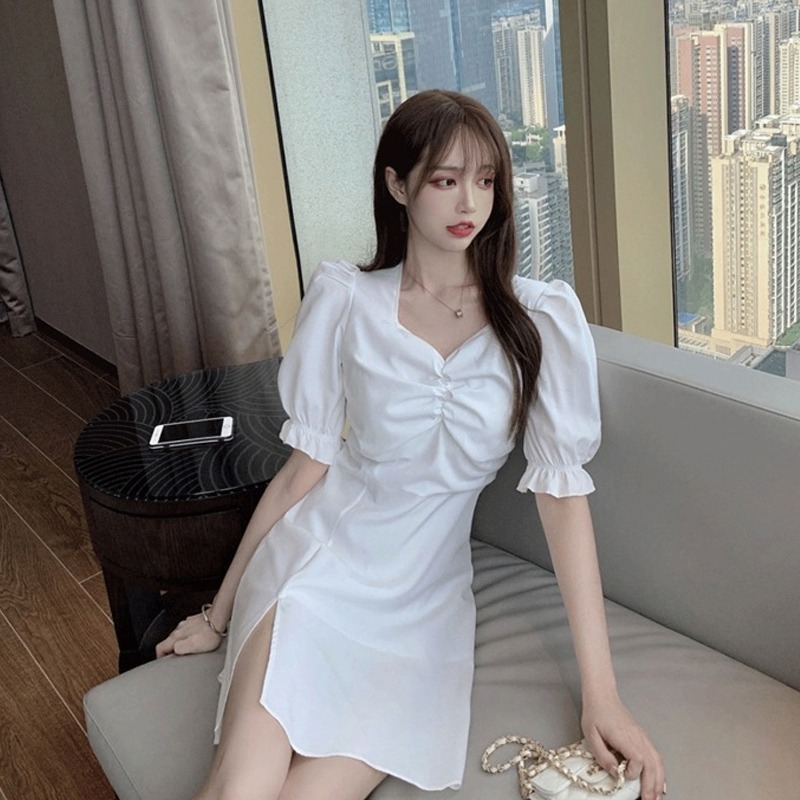 The 2022 spring new French retro Hepburn V-neck slimming and wai-cinching sexy slit dress for children pic 3
