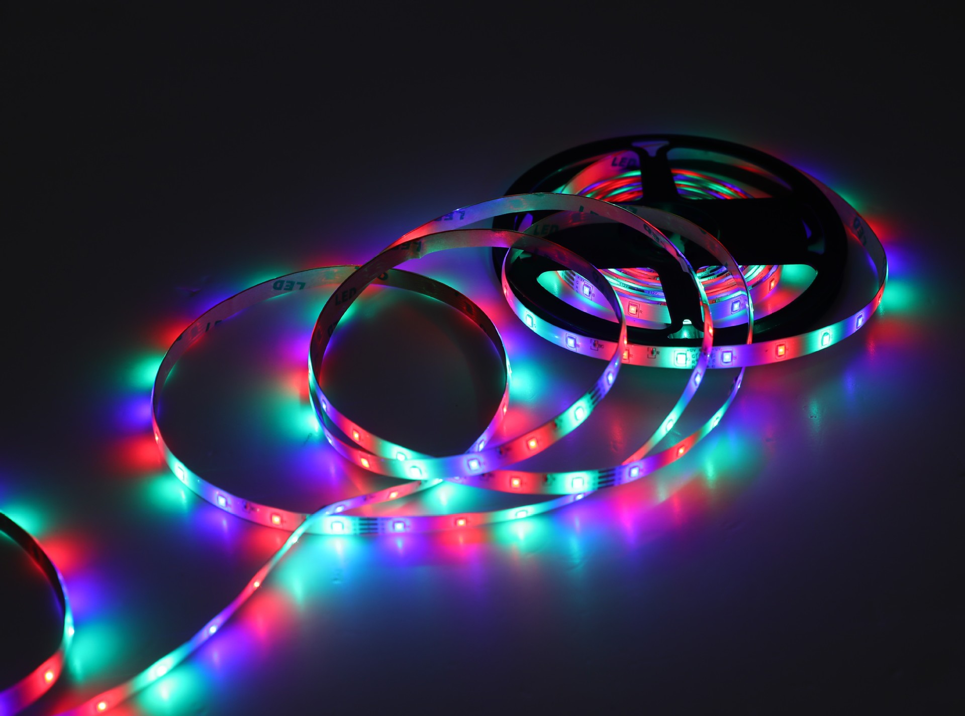 LED灯带12V灯带2835RGB2835套装七彩变色60灯led户外5米灯条套装详情7