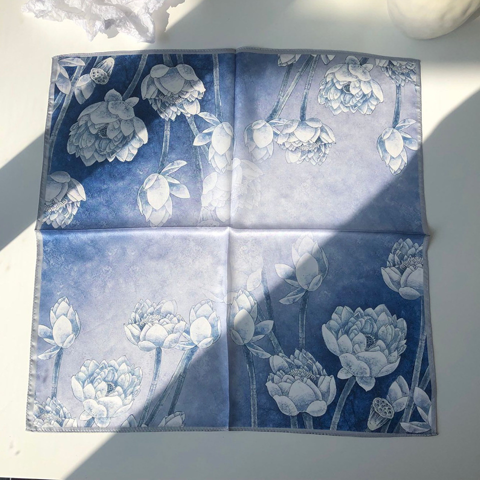 Wholesale silk scarves for overseas gifts and return gifts, cross-border silk autumn and winter decorative plain crepe satin 53cm floral neckerchiefs, small square scarves pic 70