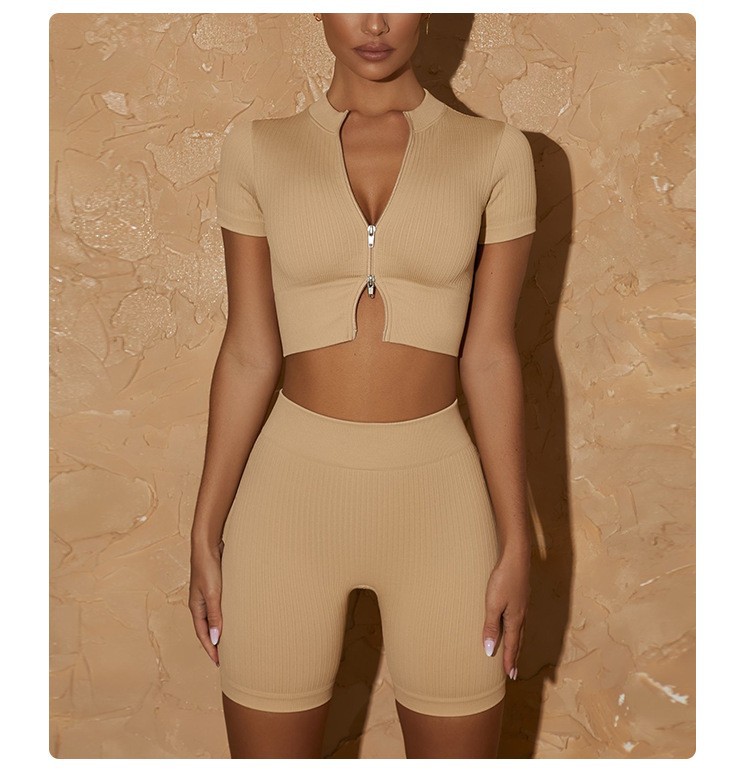 European and American yoga wear, autumn and winter long-sleeved sets, sports bras, zipper yoga vests, bras, high-waisted lulu yoga pants pic 17