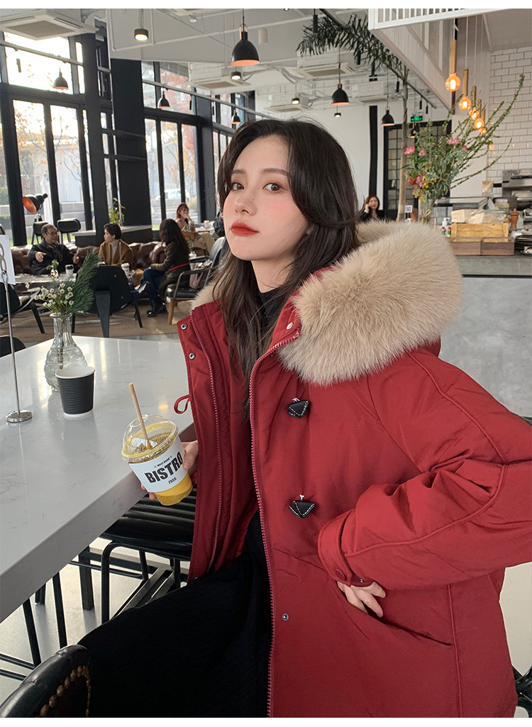 The new mid-length, fashionable, large-collar, loose and thickened white duck down warm jacket for women in winter 2021 is trendy pic 23