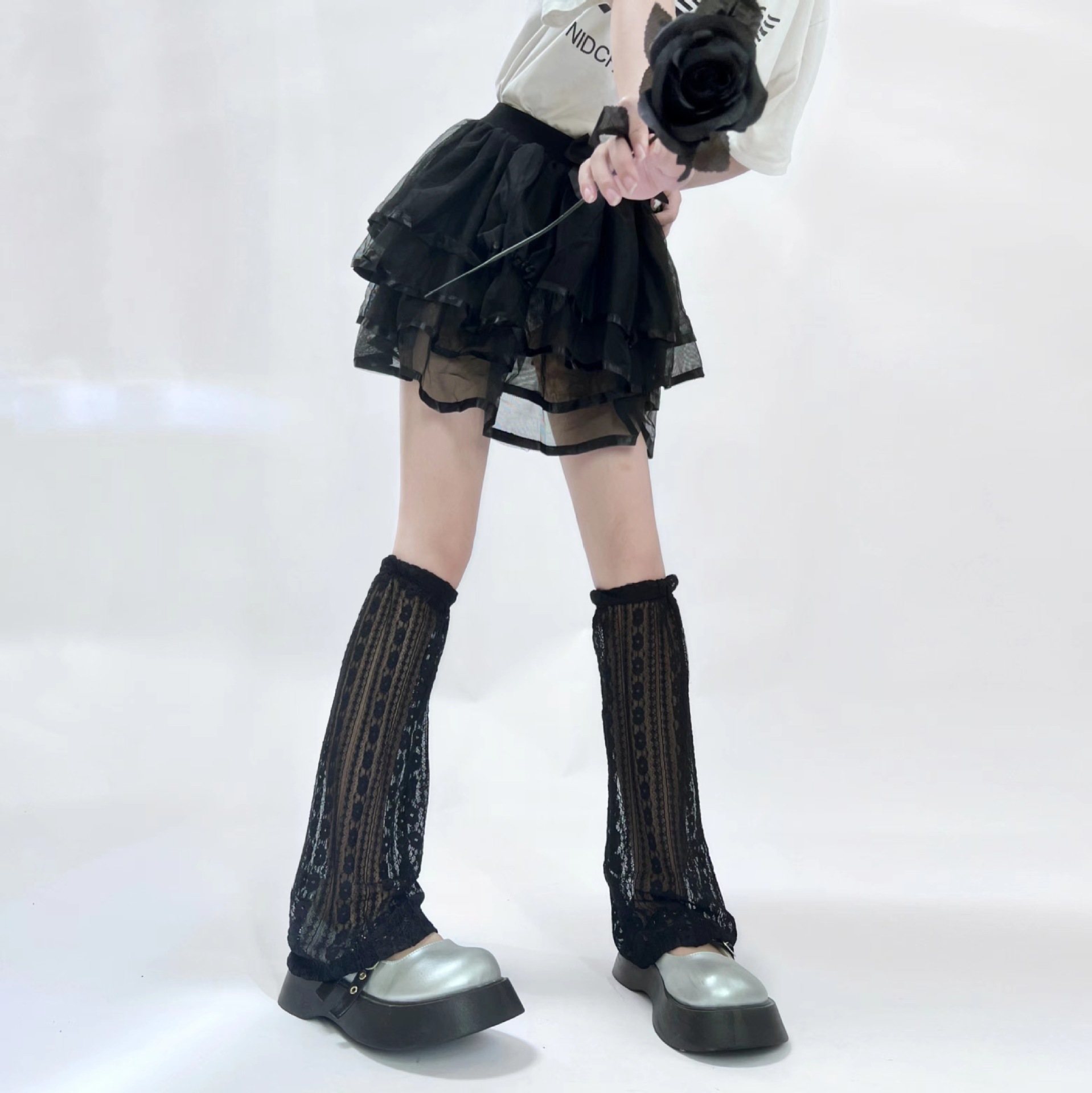 Black socks for women spring and summer, thin vertical striped small flower thin leg coverings, thick and wide leg coverings, mid-calf lace hot girl calf socks pic 4