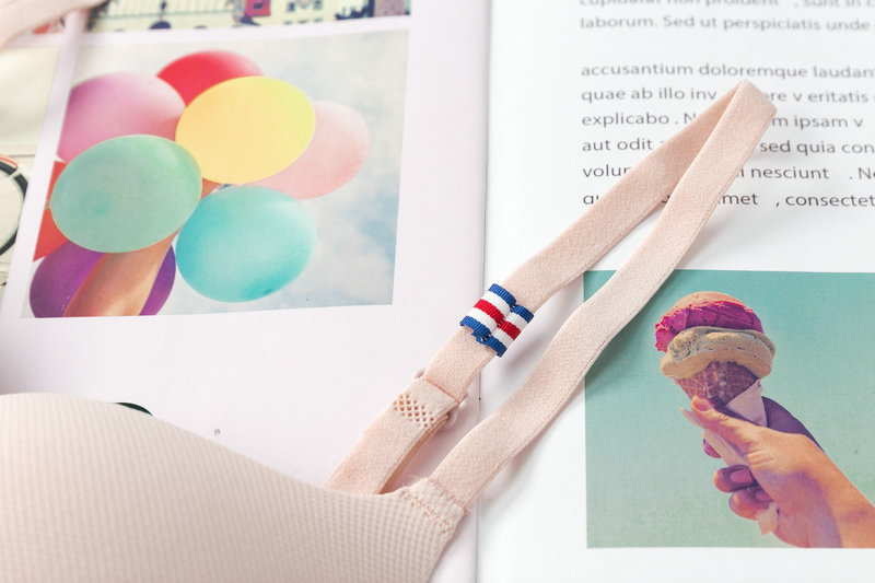 2022 One-piece sexy seamless small breast gathering underwear for women, thick cup without steel rings, adjustable bra cover for girls pic 12