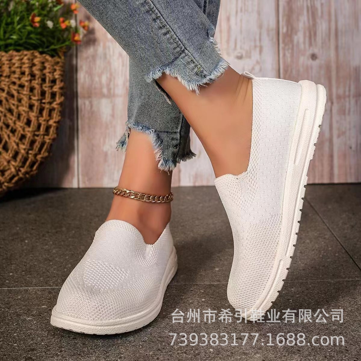 大码女鞋透气休闲外贸鞋女式飞织运动鞋学生系带跑步鞋秋冬季女鞋详情5