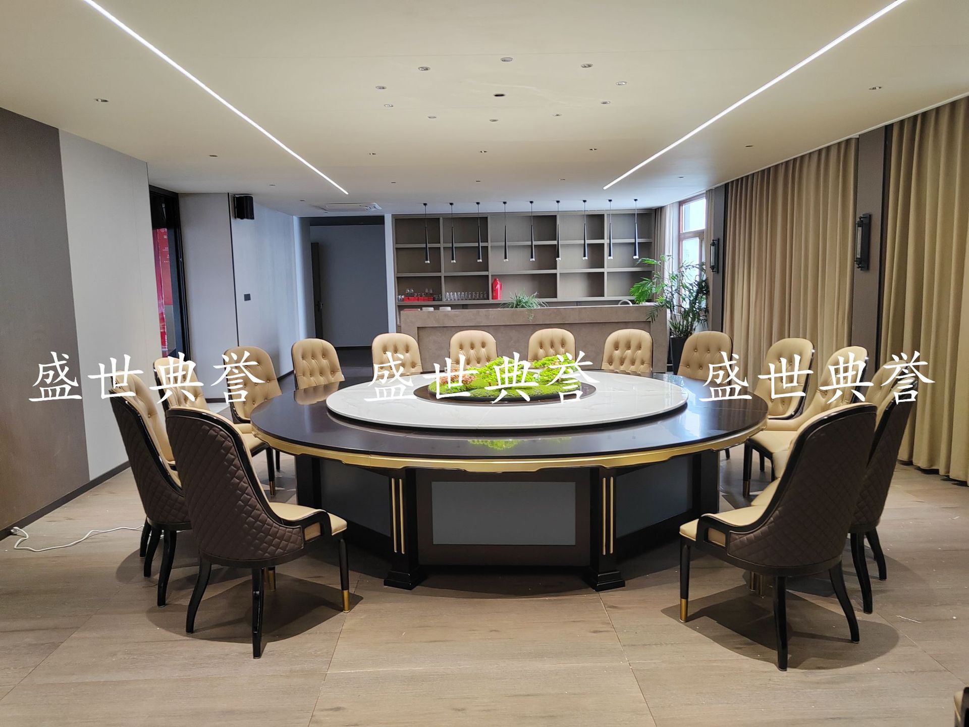 Solid wood dining tables and chairs for Changsha International Hotel, light luxury dining chairs for seafood restaurant private rooms, and white wax wood chairs for company clubs pic 12