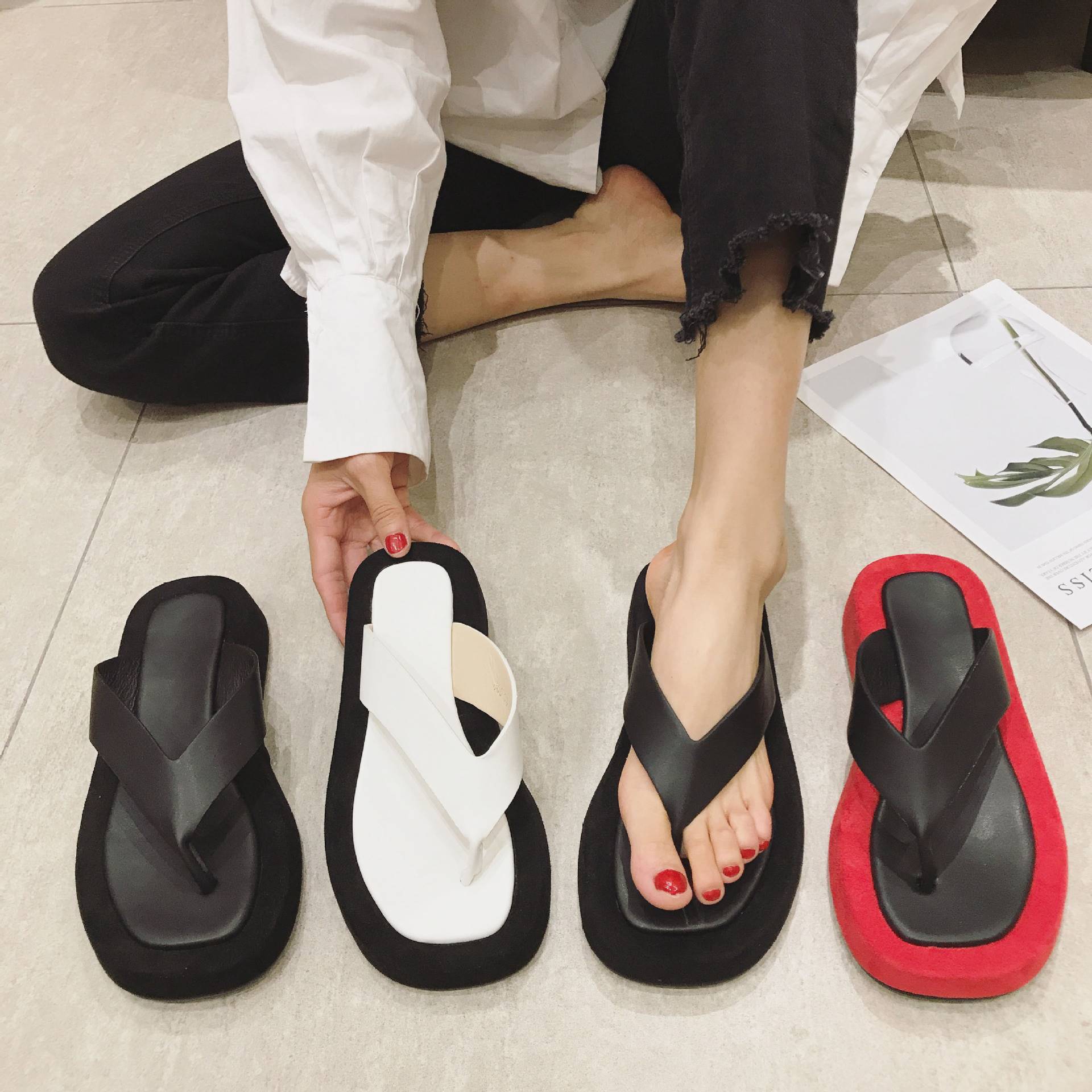 葡萄妈闪闪水钻~罗马风平底绳结百搭夹趾外穿人字拖凉鞋女夏季款详情1