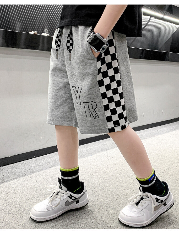 The 2022 new summer loose and stylish cotton capri shorts for boys are a trend of casual summer pants for middle-aged children pic 168