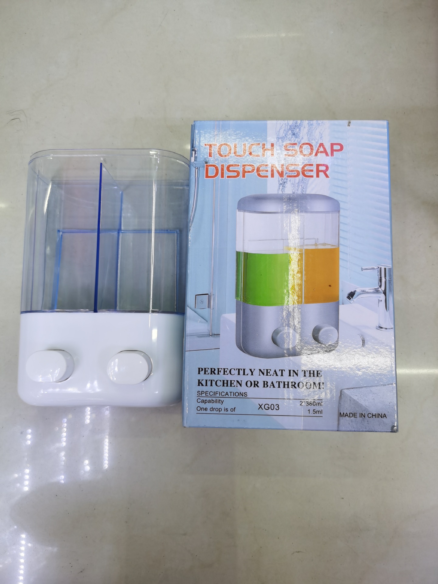 外贸产品爆款按压皂液器壁挂式感应皂液盒卫生间洗手挤泡沫给皂器详情3