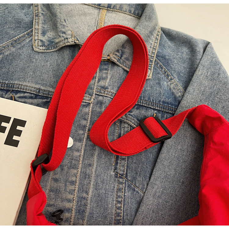 防水尼龙布袋斜挎包2024新款百搭饺子包简约百搭大容量上课单肩包详情21