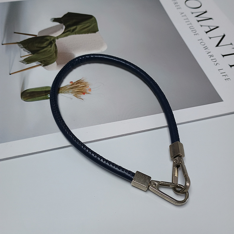 手机挂绳皮革手绳短款男女通用挂件手机链结实防丢水杯短款挂绳详情19