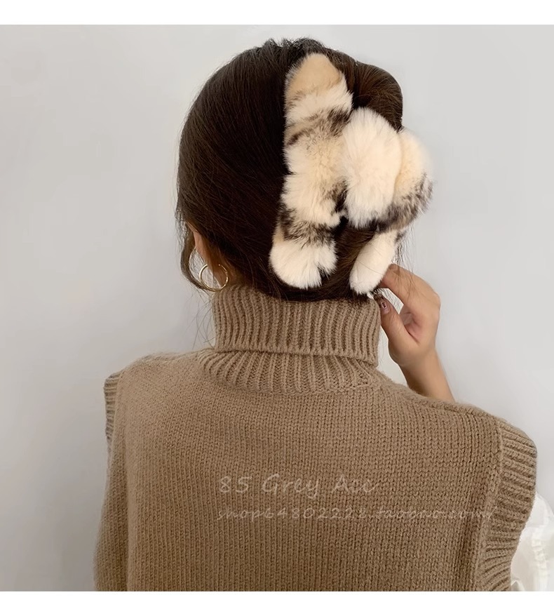 大号真獭兔毛高级感抓夹网红超大发夹可爱毛绒头饰发饰鲨鱼夹秋冬详情10