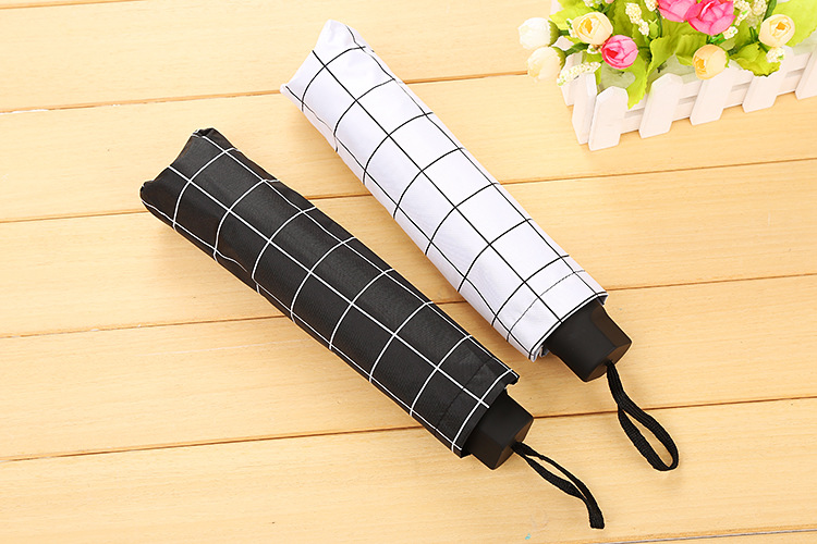 Korean creative striped black rubber sunshade umbrella, fresh and cute couple black and white checkered umbrella, princess umbrella, sun umbrella pic 1