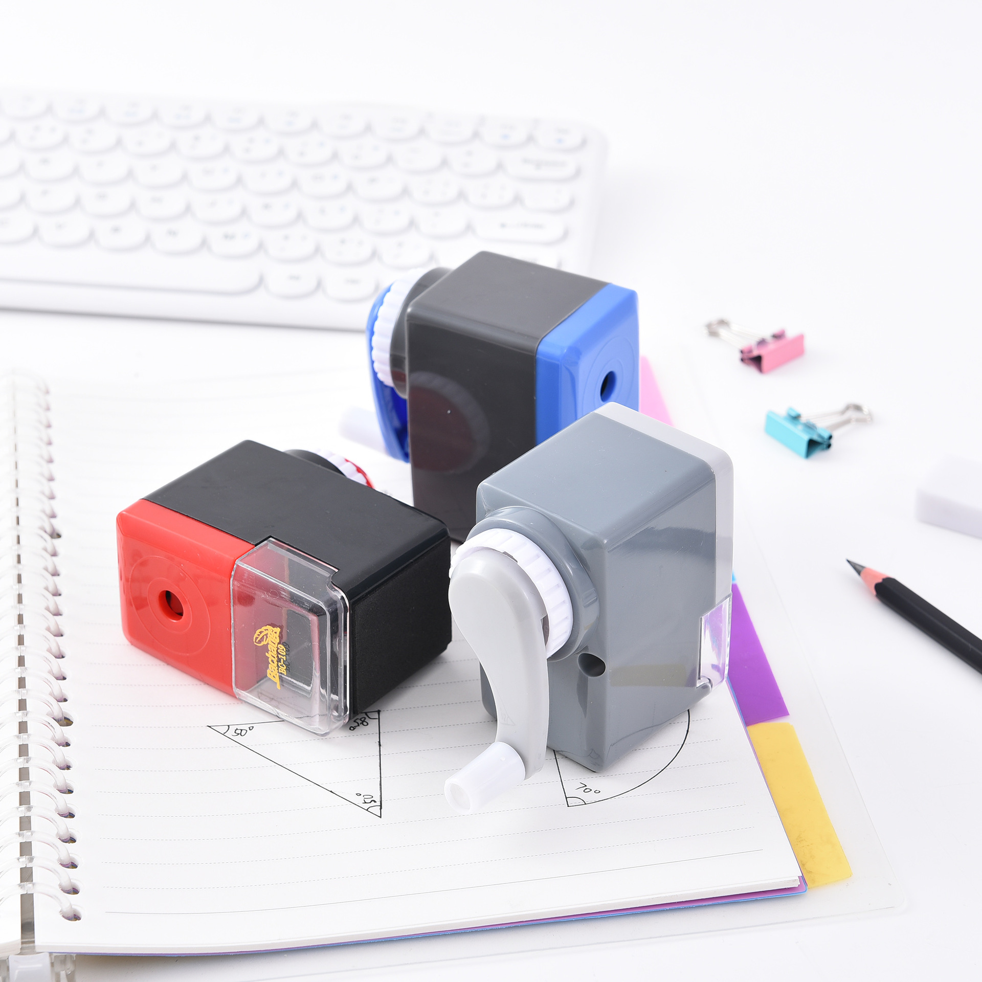 Factory direct supply of cartoon hand-cranked pen sharpener BC-109, cute hand-cranked pencil sharpener for students wholesale pic 10