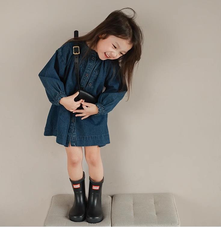 女童裙子立领单排扣水洗牛仔裙连衣裙23春秋装新款外贸童装货源详情7