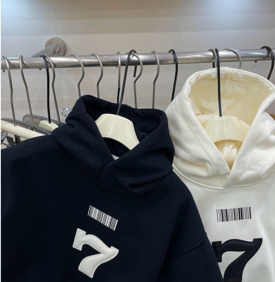 The new Korean-style thickened one-piece fleece hoodie for boys, girls and babies in autumn and winter 2024 is trendy pic 4
