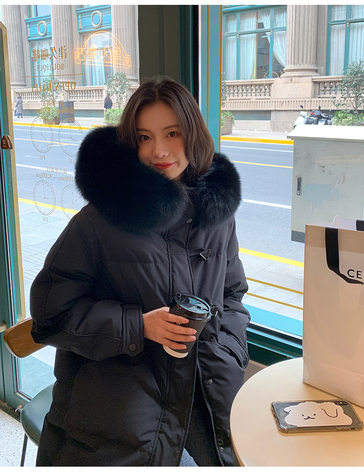 The new mid-length, fashionable, large-collar, loose and thickened white duck down warm jacket for women in winter 2021 is trendy pic 31